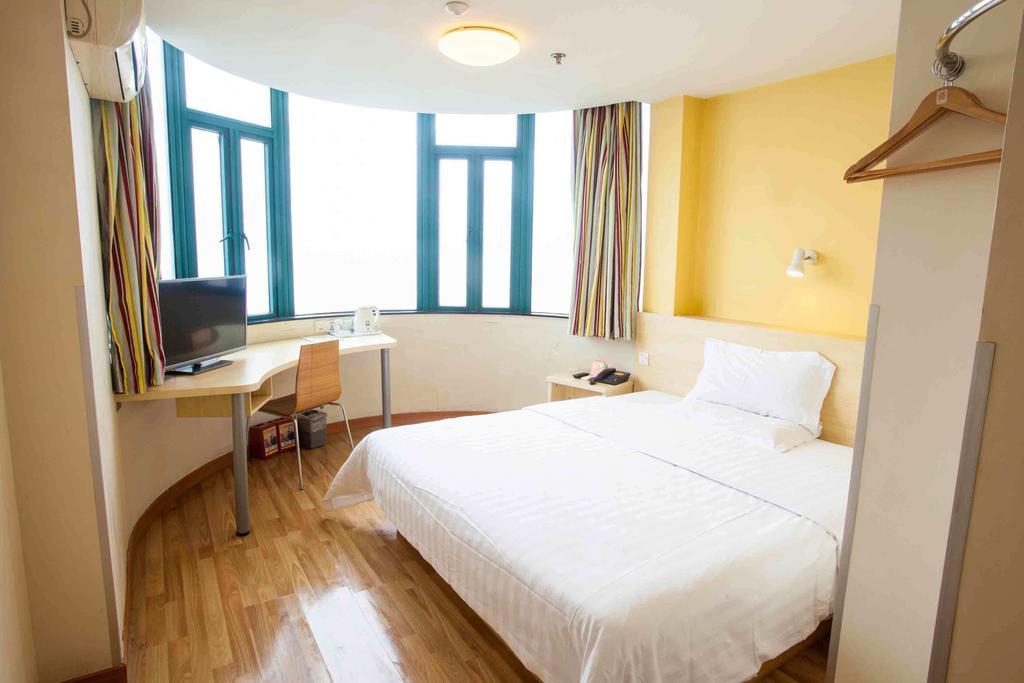 7Days Inn Nanchang Hongdu North Avenue Qingshan Lake Rum bild